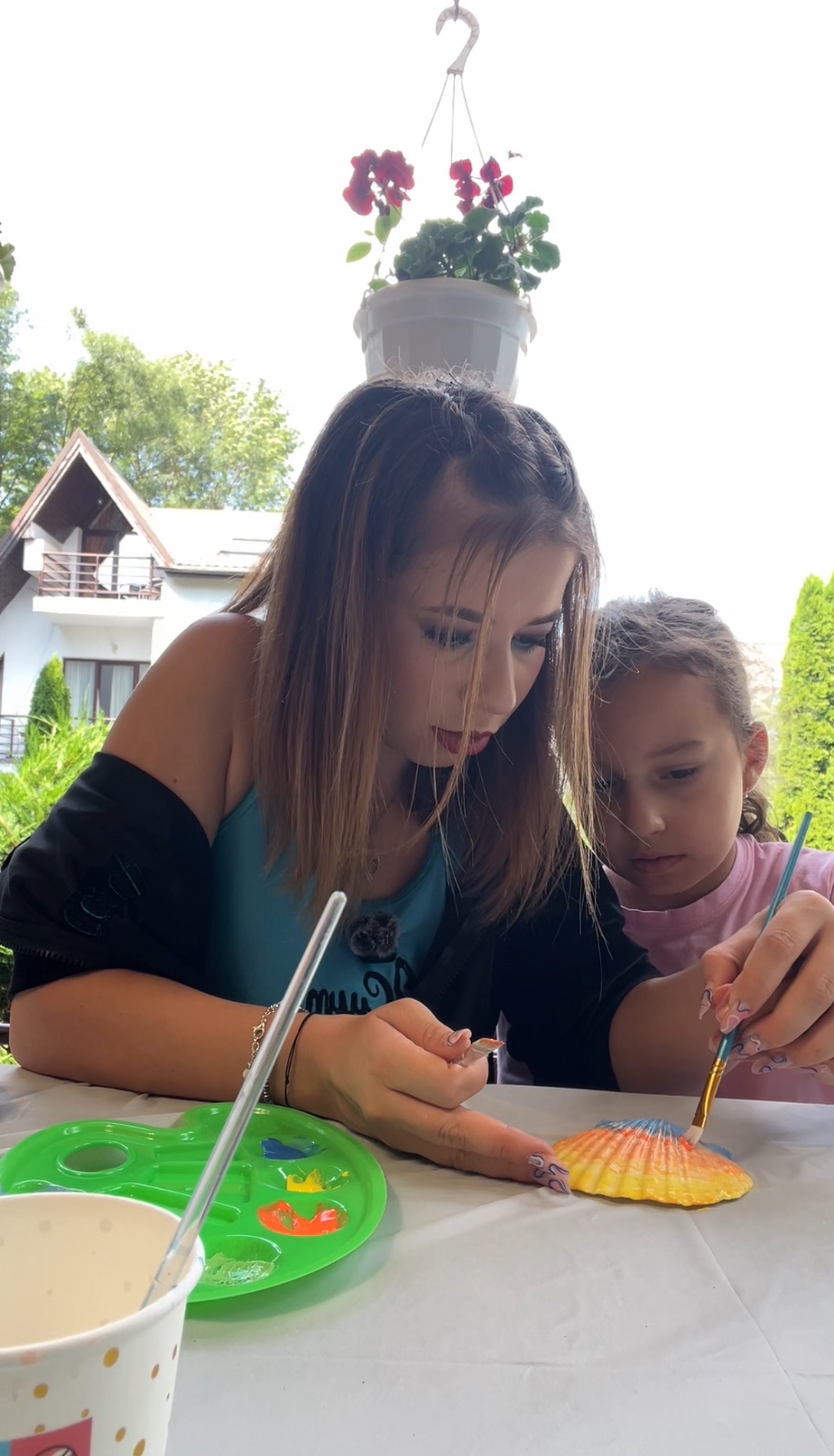 Andriana pe scenă, la un concurs de dans pentru copii